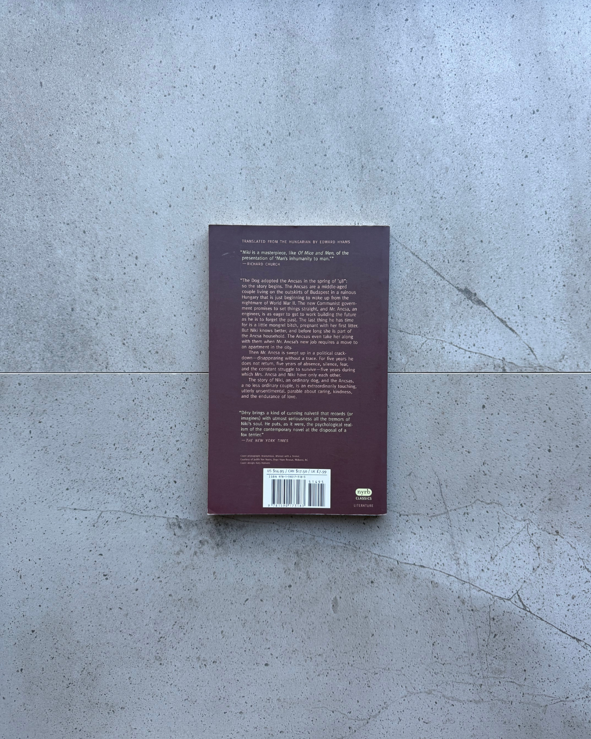 Niki: The Story of a Dog - Tibor Dery