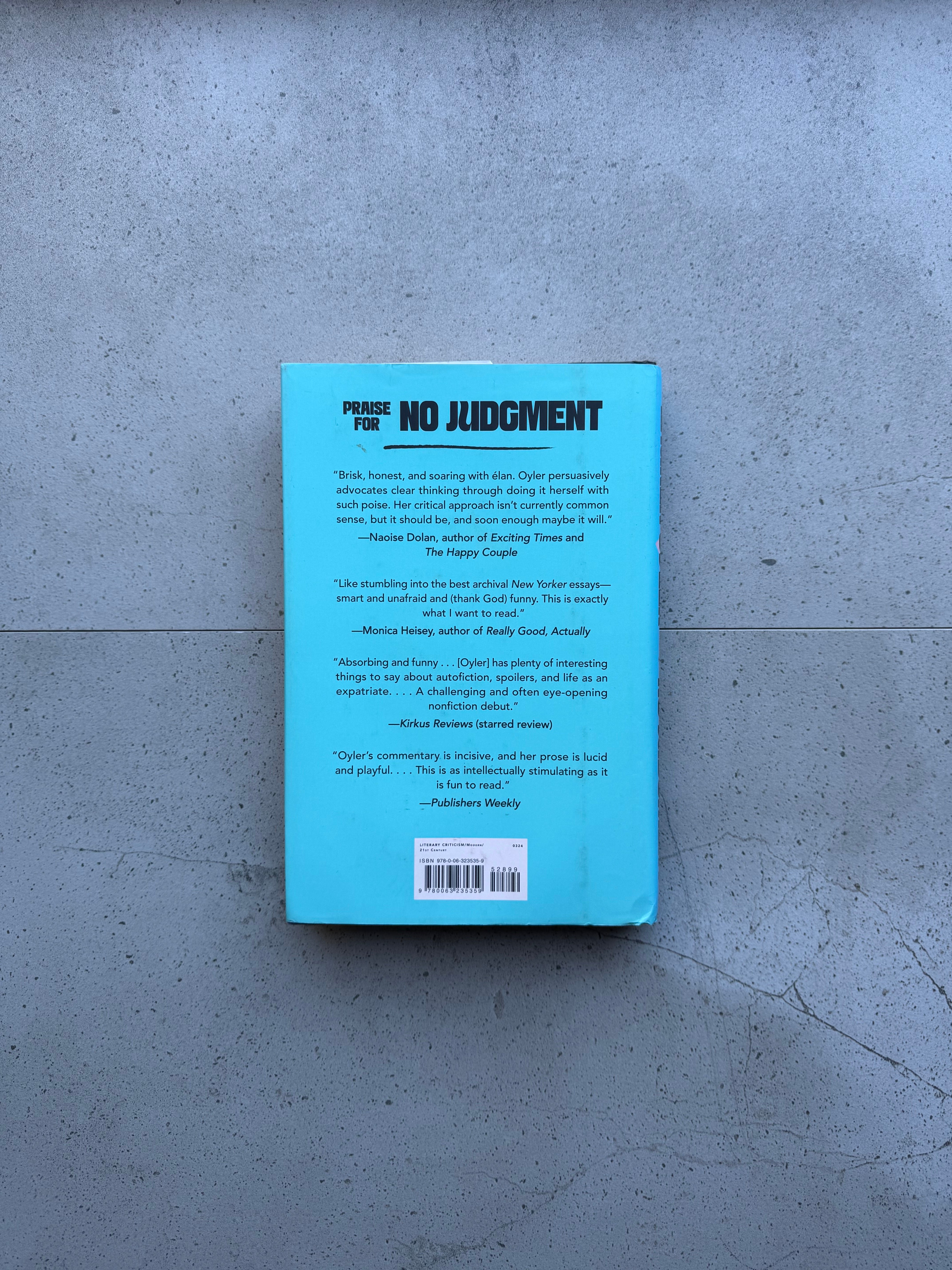 No Judgment / Essays - Lauren Oyler